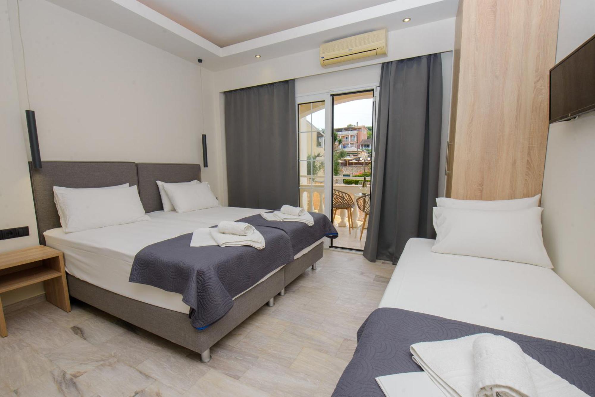Saint Spiridon Hotel Κασσιόπη Εξωτερικό φωτογραφία